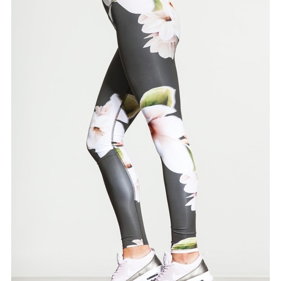 Carbon38 Green floral - Picture 4 of 4